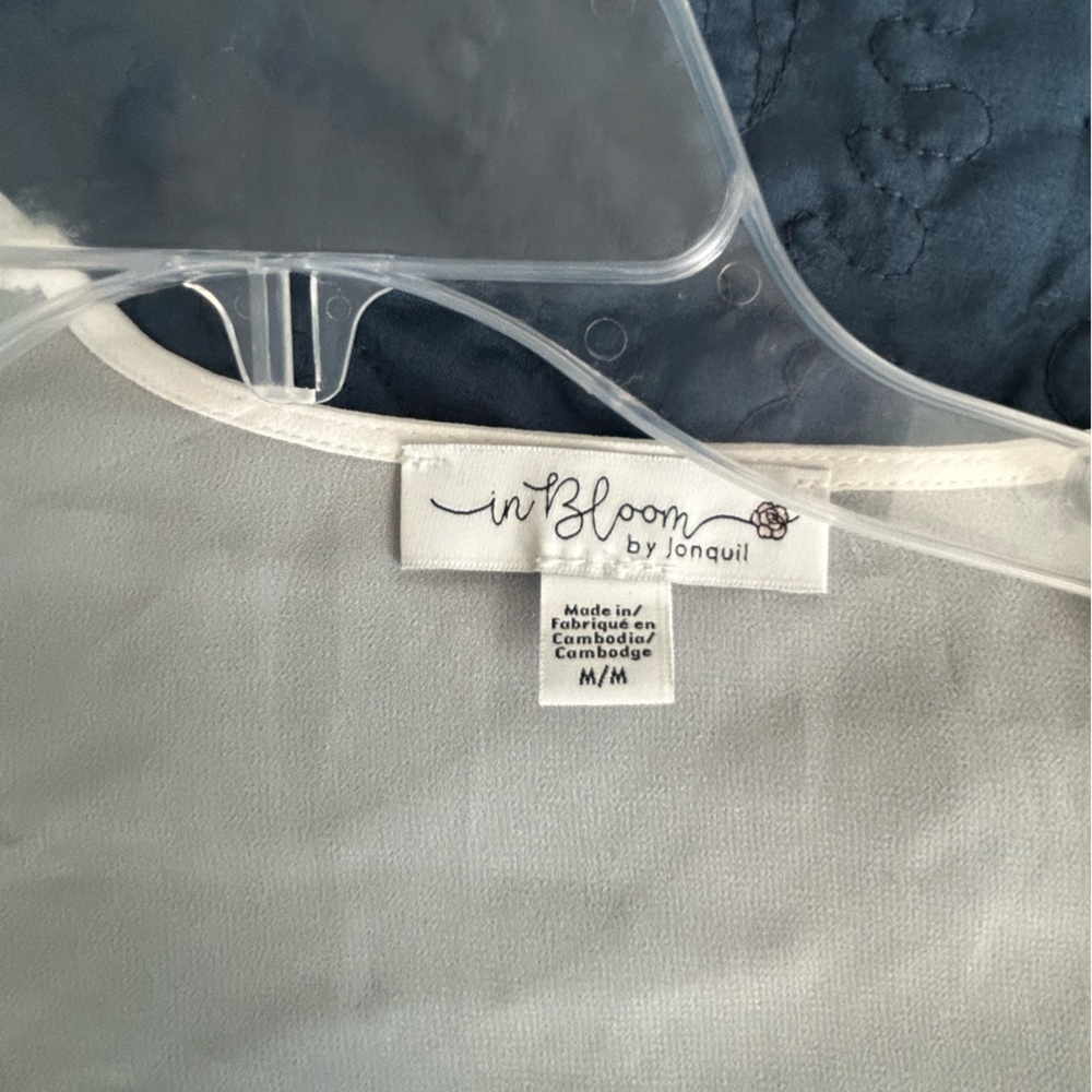 Bridal Robe - Picture 2 of 4